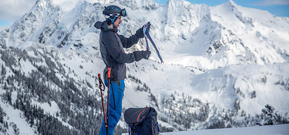 SKI PANTS---Hardshell Pants vs Softshell Pants